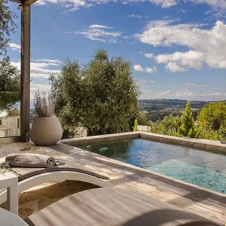 Vinothea Veranda Villa *